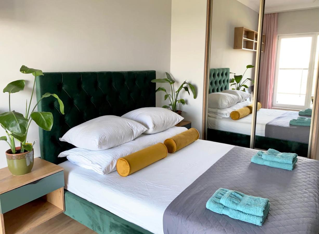 Cozy, Bright & Sunny Apartment With Terrace! Wroclaw Ngoại thất bức ảnh